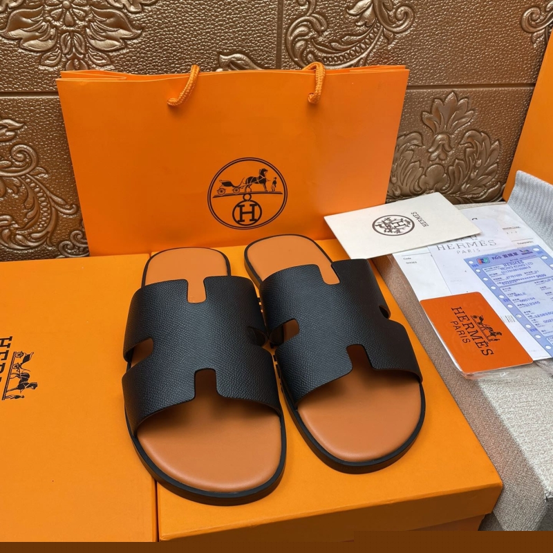 H**mes slippers